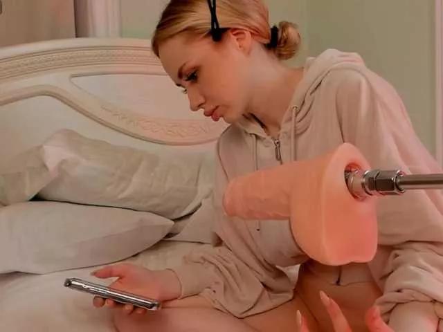 janne-mary from BongaCams