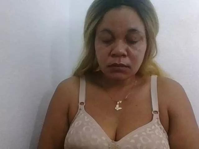 JELLA1 from BongaCams