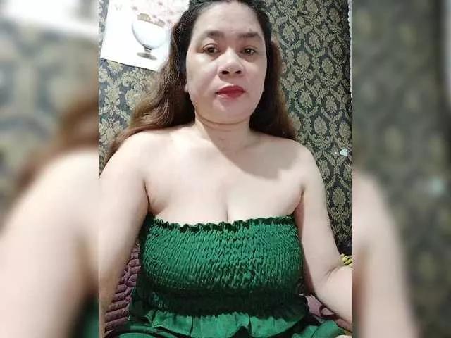 Jenny201 from BongaCams