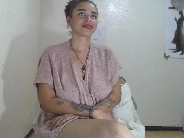 jennyrose99 from BongaCams