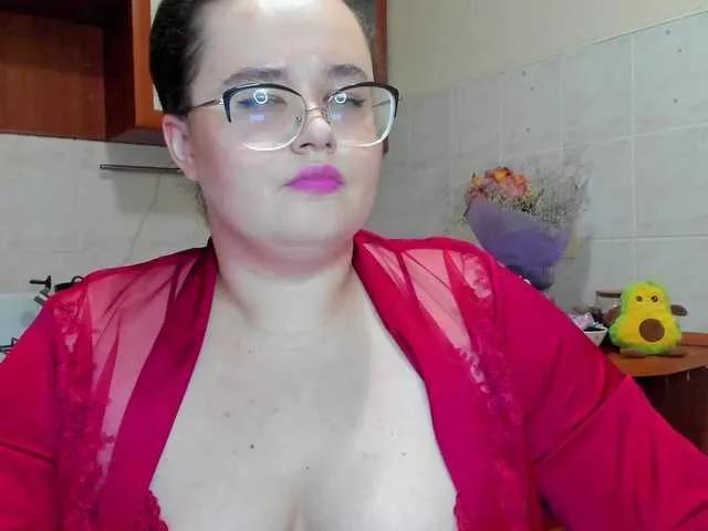 Explore our live girls sluts from our Custom and Multi clubs and checkout exclusive access to highly interactive content, such as shape, hair, titties, pussy type and many more.