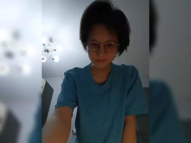 jillari from BongaCams