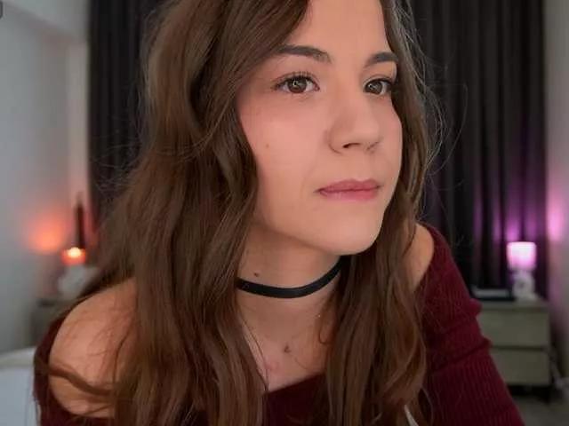 Explore our live girls sluts from our Custom and Multi clubs and checkout exclusive access to highly interactive content, such as shape, hair, titties, pussy type and many more.