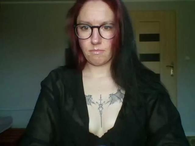 Explore our live girls sluts from our Custom and Multi clubs and checkout exclusive access to highly interactive content, such as shape, hair, titties, pussy type and many more.