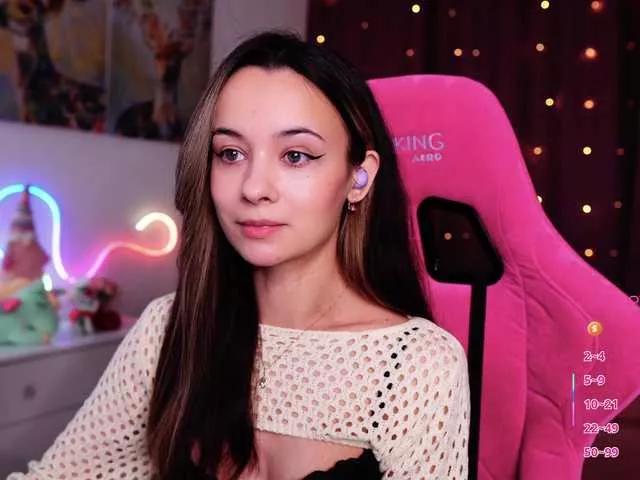 Explore our live girls sluts from our Custom and Multi clubs and checkout exclusive access to highly interactive content, such as shape, hair, titties, pussy type and many more.
