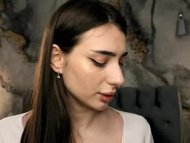 Explore our live girls sluts from our Custom and Multi clubs and checkout exclusive access to highly interactive content, such as shape, hair, titties, pussy type and many more.