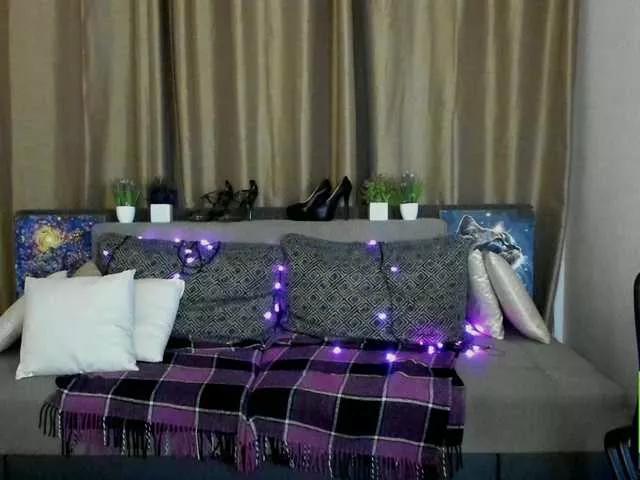 Jullyblondkiss from BongaCams is Freechat