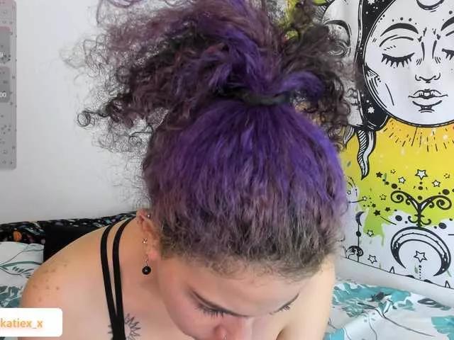 Explore our live girls sluts from our Custom and Multi clubs and checkout exclusive access to highly interactive content, such as shape, hair, titties, pussy type and many more.