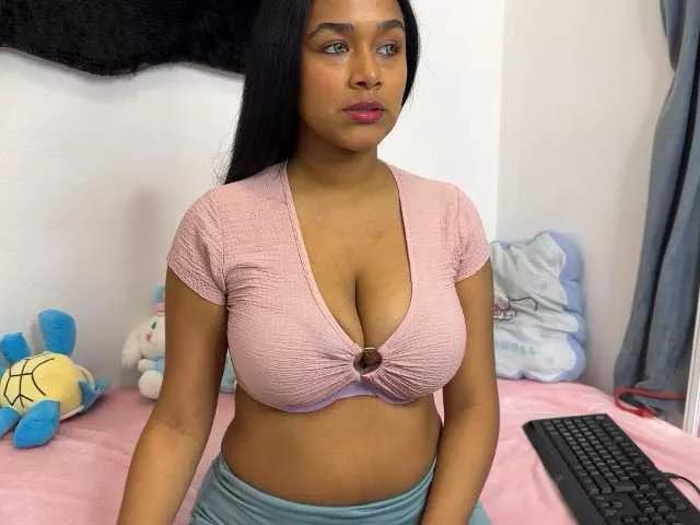 KamilaGroty webcams show profile image 