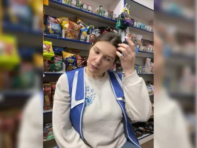 KaraMeld from BongaCams