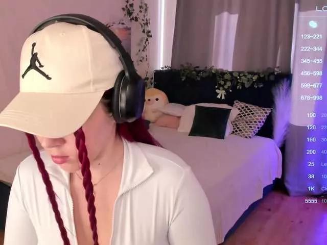 Explore our live girls sluts from our Custom and Multi clubs and checkout exclusive access to highly interactive content, such as shape, hair, titties, pussy type and many more.