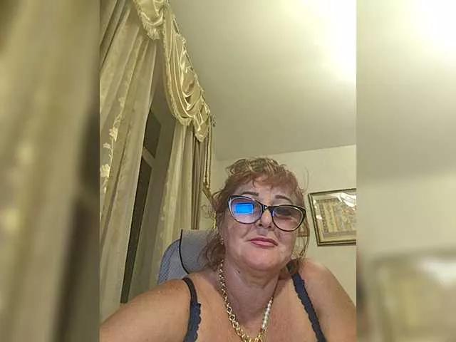 Explore our live girls sluts from our Custom and Multi clubs and checkout exclusive access to highly interactive content, such as shape, hair, titties, pussy type and many more.