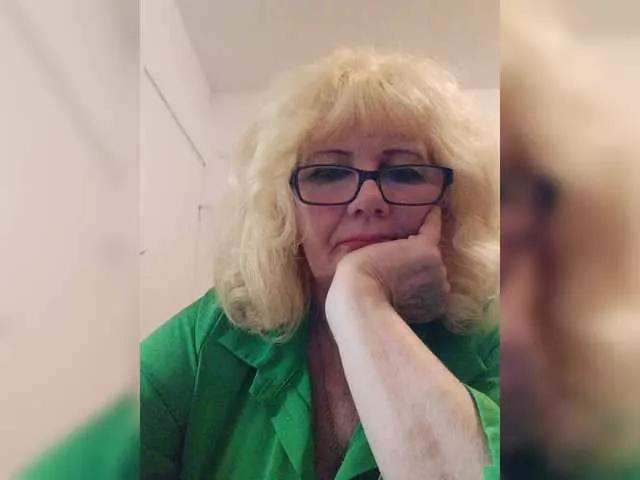 KASANDRABOLOSHKA from BongaCams