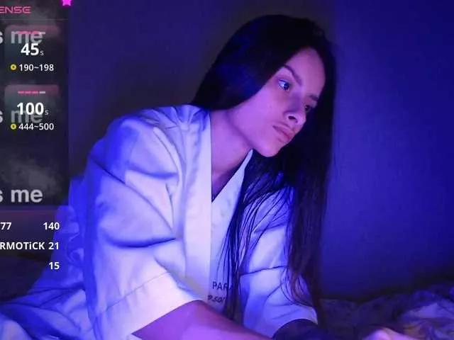 Explore our live girls sluts from our Custom and Multi clubs and checkout exclusive access to highly interactive content, such as shape, hair, titties, pussy type and many more.