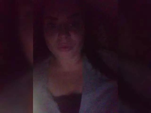 Kattselur17322 from BongaCams