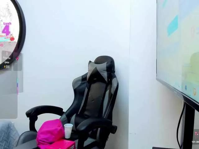 KattyPaezz from BongaCams