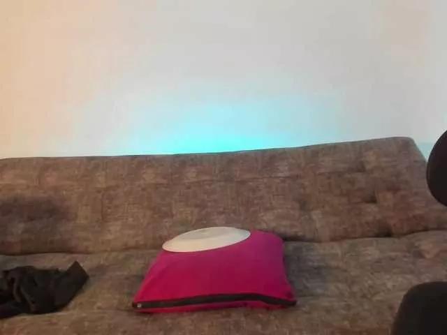KattySoto from BongaCams