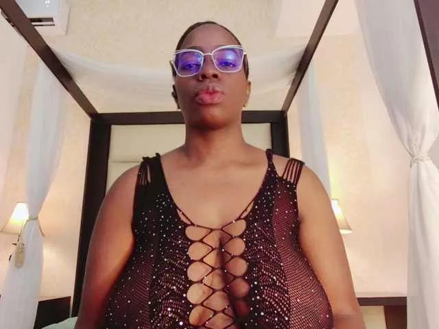 KayaBrown from BongaCams