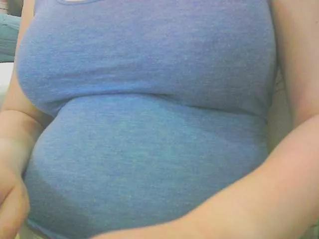 KeepmepregO from BongaCams