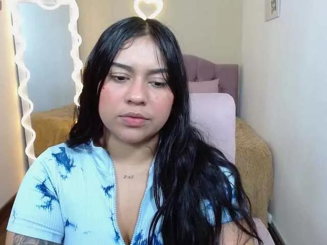 Explore our live girls sluts from our Custom and Multi clubs and checkout exclusive access to highly interactive content, such as shape, hair, titties, pussy type and many more.