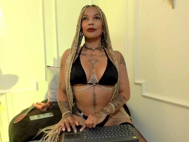 Explore our live girls sluts from our Custom and Multi clubs and checkout exclusive access to highly interactive content, such as shape, hair, titties, pussy type and many more.