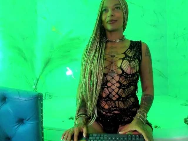kennya-carper from BongaCams
