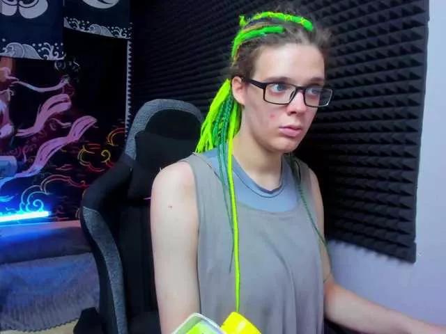 KIKIKrash from BongaCams