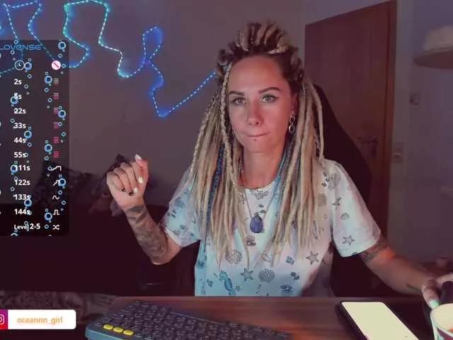 Explore our live girls sluts from our Custom and Multi clubs and checkout exclusive access to highly interactive content, such as shape, hair, titties, pussy type and many more.