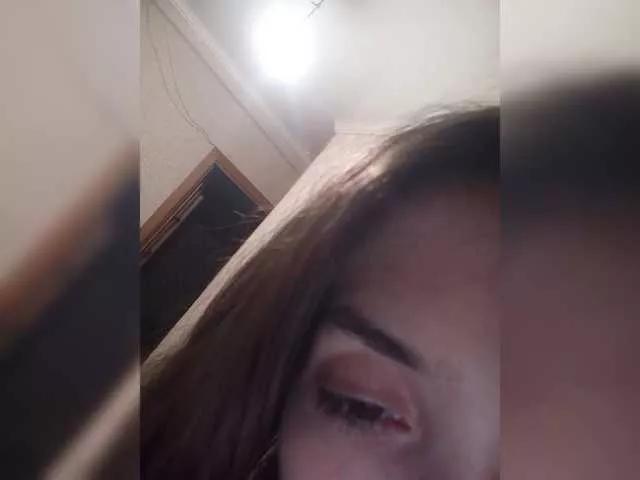 Kissa-is-klassa-a from BongaCams