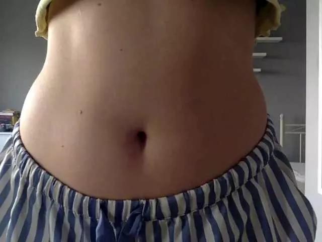 kissMillie from BongaCams