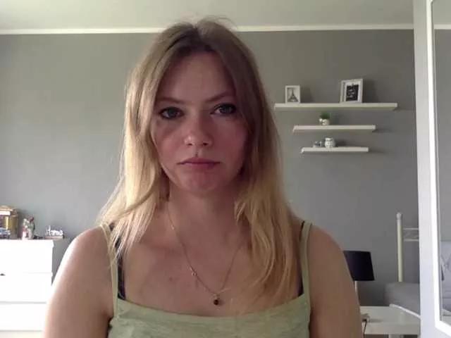 kissMillie from BongaCams is Freechat