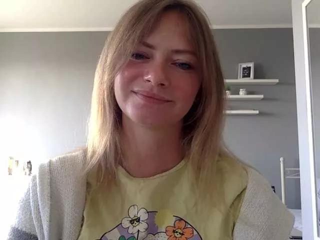 kissMillie from BongaCams