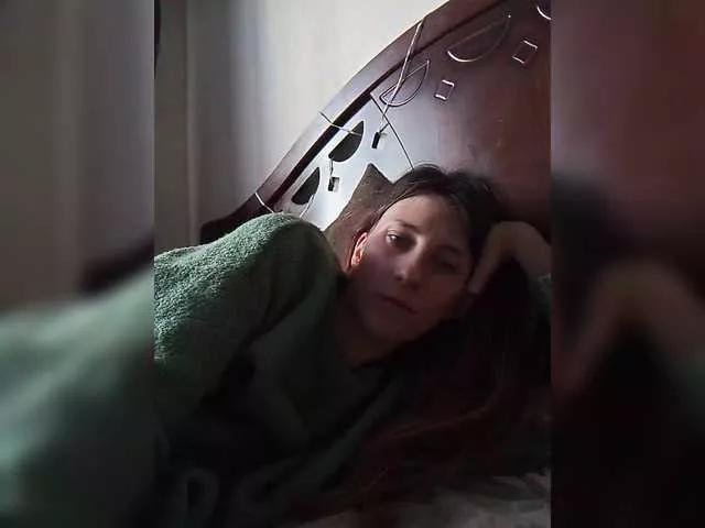 Kitty2044 from BongaCams