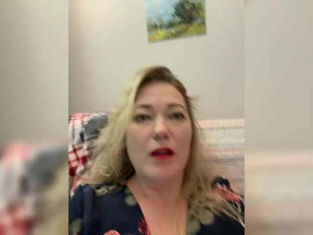 KlavaDavai webcams show profile image 