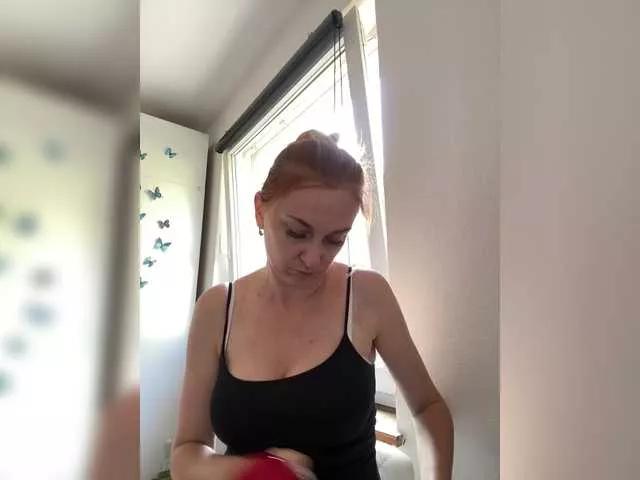 Explore our live girls sluts from our Custom and Multi clubs and checkout exclusive access to highly interactive content, such as shape, hair, titties, pussy type and many more.