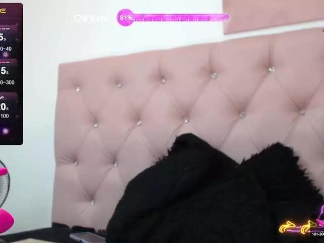 Explore our live girls sluts from our Custom and Multi clubs and checkout exclusive access to highly interactive content, such as shape, hair, titties, pussy type and many more.