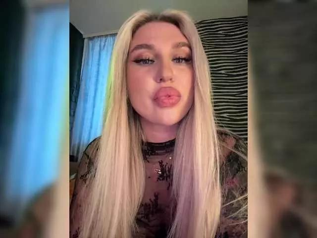 Kotofeyka1 from BongaCams