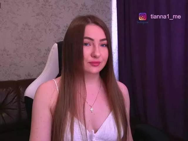 Photos of kriss-kisa from BongaCams is Freechat