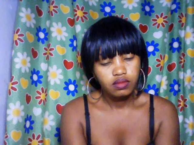 kylie11 from BongaCams is Freechat
