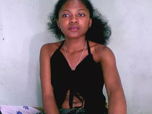 Laluna2 from BongaCams
