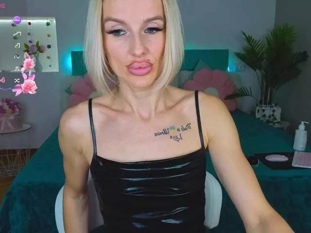Photos of lana-sweetie from BongaCams is Freechat