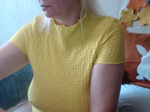 lanastar1 from BongaCams