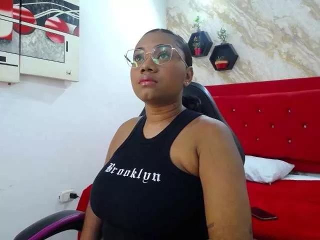 Laura--kai from BongaCams is Freechat