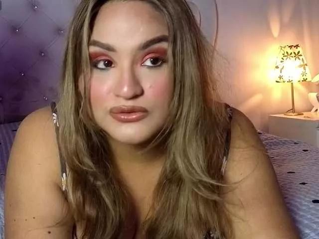 Lauralei01 webcams show profile image 