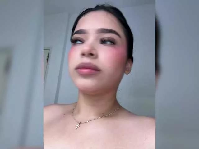 Explore our live girls sluts from our Custom and Multi clubs and checkout exclusive access to highly interactive content, such as shape, hair, titties, pussy type and many more.