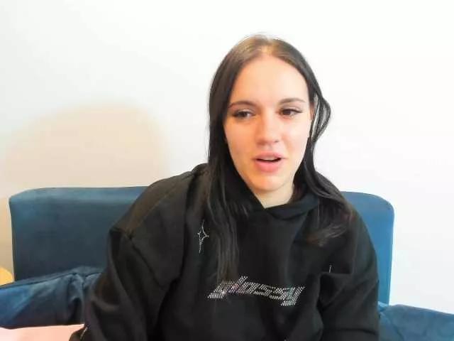 Explore our live girls sluts from our Custom and Multi clubs and checkout exclusive access to highly interactive content, such as shape, hair, titties, pussy type and many more.