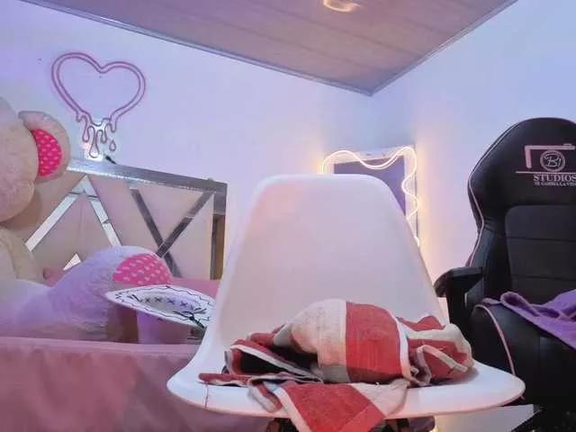 Laylafoxy-tay from BongaCams