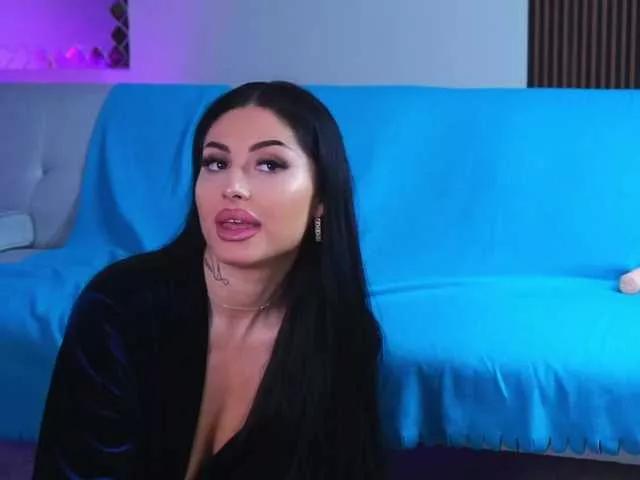 LaylaJade from BongaCams