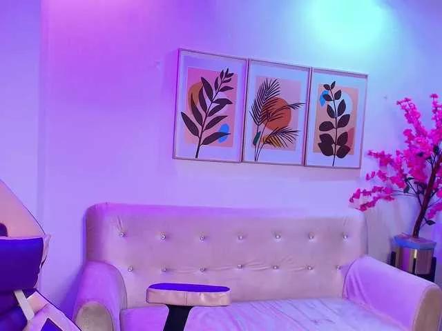 Leia-laurent from BongaCams is Freechat