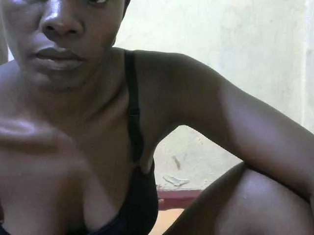 Leslie-villa from BongaCams